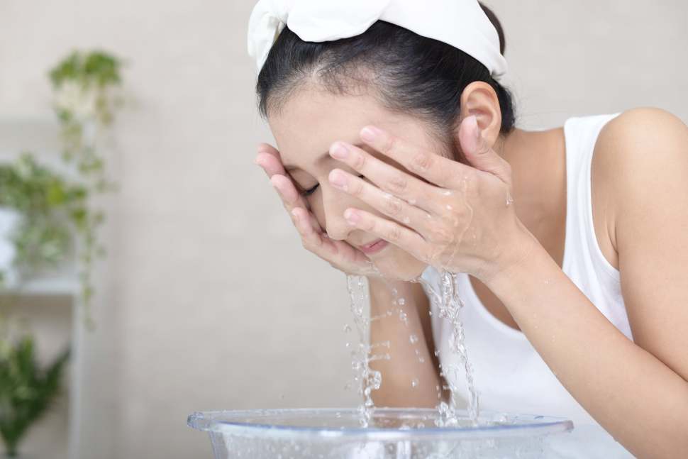 洗面乳推薦2024｜5個正確洗面步驟令皮膚愈洗愈好！好用洗面奶、洗面膏推薦
