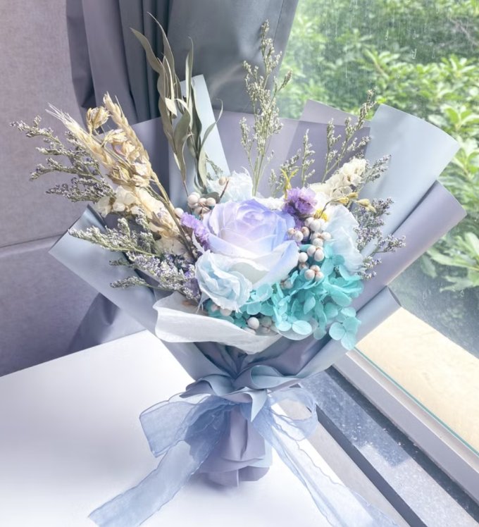 畢業花束推薦2026｜20款乾燥花/滿天星/向日葵畢業花束推介！特別畢業花束清單